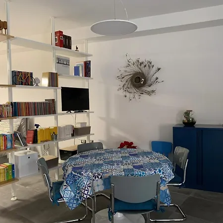 Loft Di Gianluca E Grazia Maracalagonis